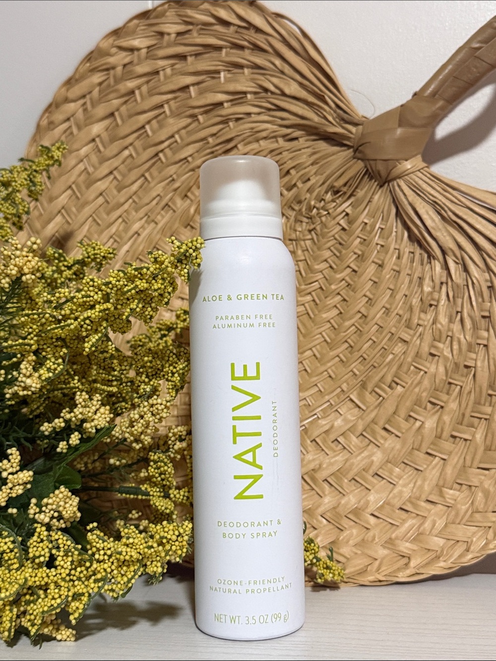 Native Aloe & Green Tea Deodorant & Body Spray - New